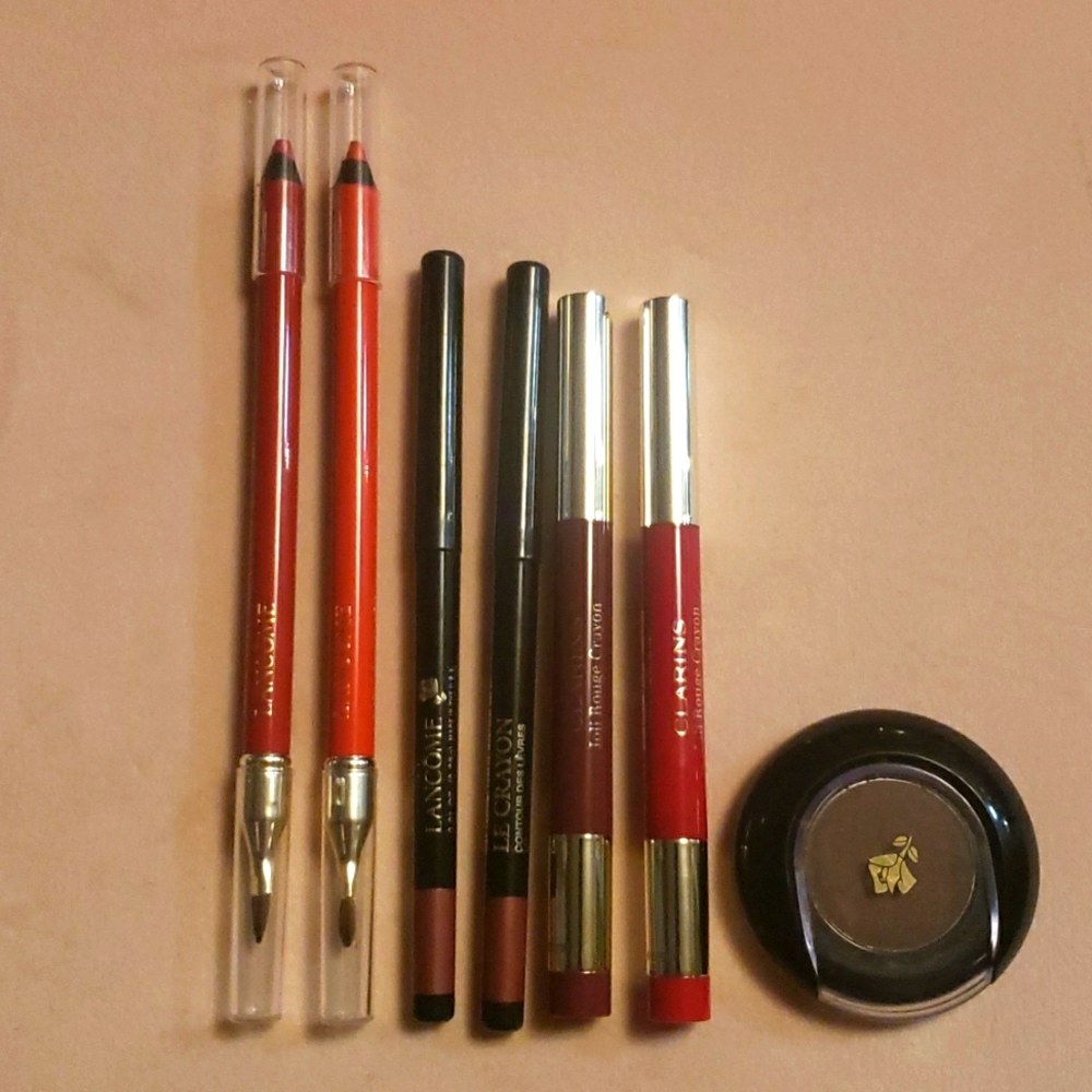 Brand new Luxury Cosmetics bundle!